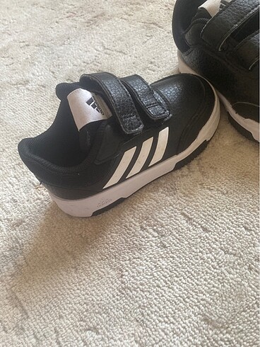 21 Beden Orjinal adidas 21 numara ayakkabı
