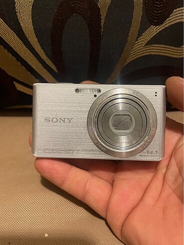 Sony fotoğraf makinesi