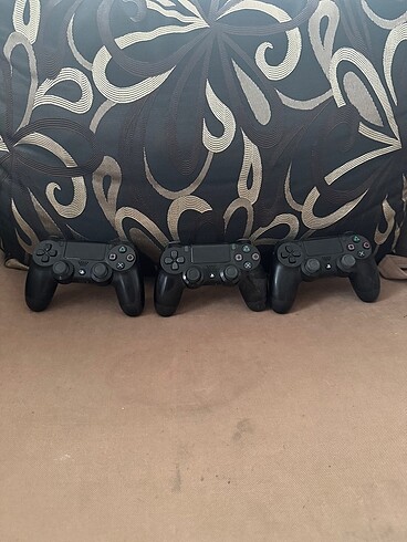 Sony Play Station 4 oyuncu kolu
