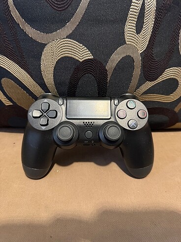 Play Station 4 kol