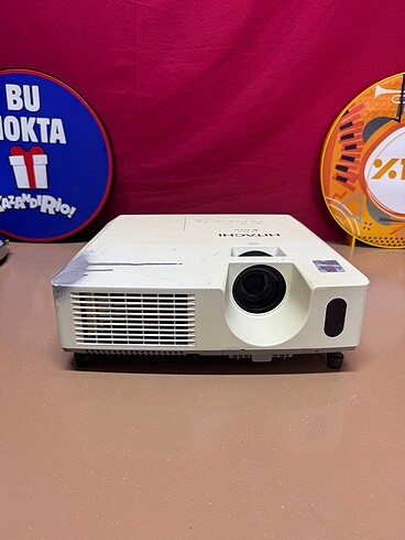 Hitachi projeksiyon cihazı