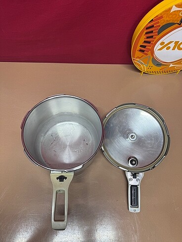  Beden gri Renk Fissler düdüklü tencere