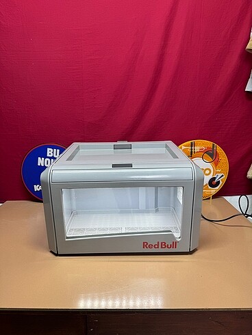 Redbull dolap