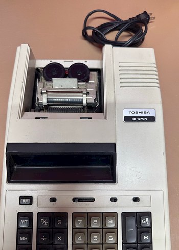  Beden Toshiba Beyaz Gri Hesap Makinesi Yazıcı
