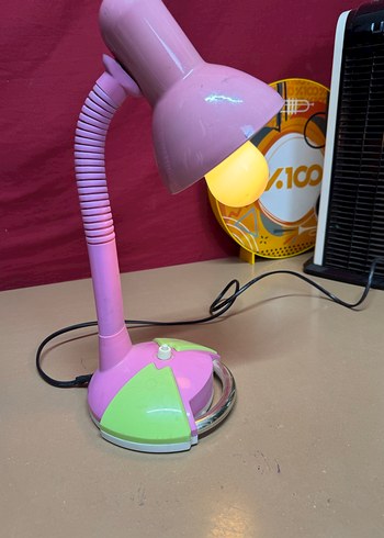 Beden Pembe Masa Lambası