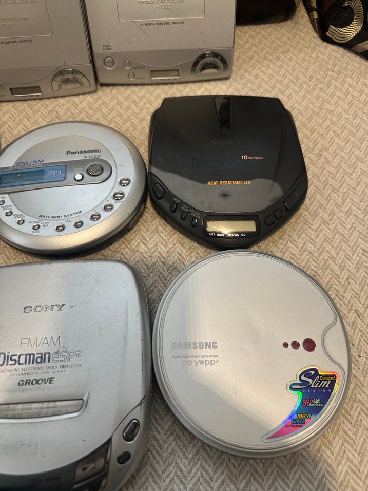 Sony  Taşınabilir CD Müzik Sistemleri - Görsel 3