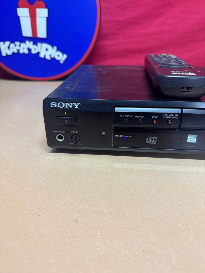 Sony Siyah Müzik Sistemi ve DVD Çalar - Görsel 3