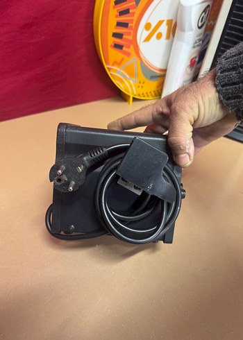 Kırmızı Yihua 878D Projeksiyon Cihazı - Görsel 3