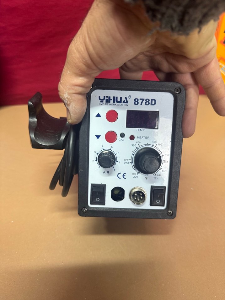 Kırmızı Yihua 878D Projeksiyon Cihazı - Görsel 2