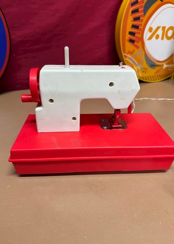 Beden Renk Wintage Mini Dikiş Makinesi
