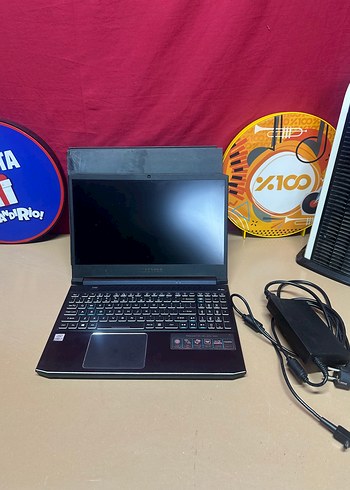 Predator helıos300 Laptop