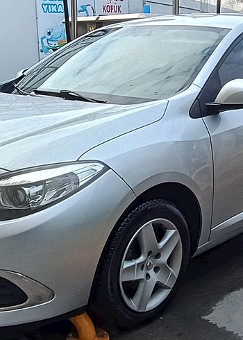 Gri Oyuncak Araba Fluence 1.5 otomatik disel hatasız orjinal