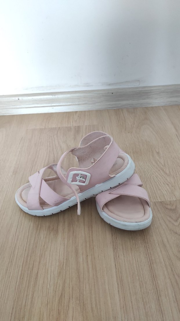 Kız Çocuk Pembe Tokalı Sandalet - Görsel 5