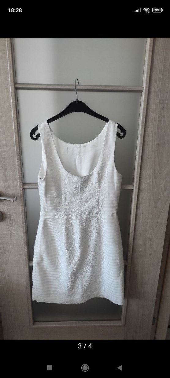 Kolsuz Beyaz Mini Düğün Elbisesi - Görsel 3