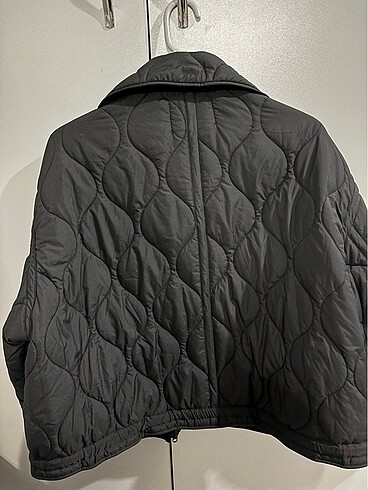 s Beden Stradivarius hafif mont
