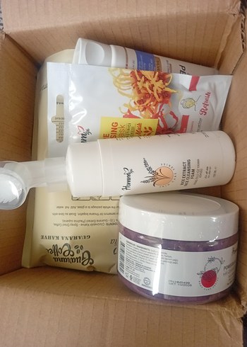 Erkekler için 3'lü Cilt Bakım Seti - Görsel 14