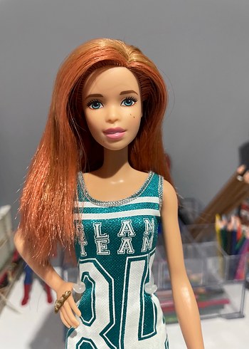 Beden Barbie 2015 Fashionistas Bebek
