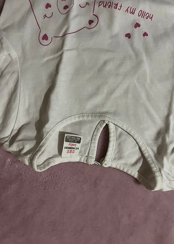 Beyaz Kız Çocuk Bisiklet Yaka Fırfırlı Tişört - Görsel 2