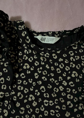 Kız Çocuk Siyah Bağlama Desenli Fırfırlı Bluz - Görsel 4