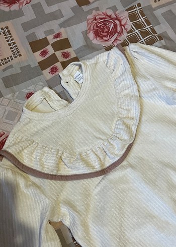 Beyaz Örgü Kız Bebek Takımı Uzun Kollu - Görsel 2