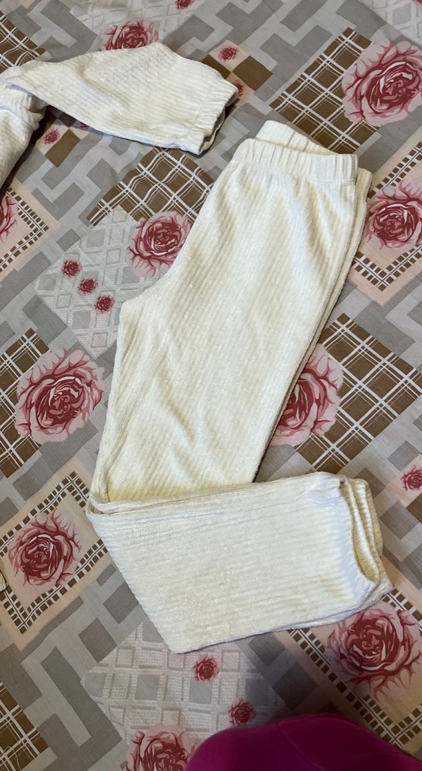 Beyaz Örgü Kız Bebek Takımı Uzun Kollu - Görsel 5