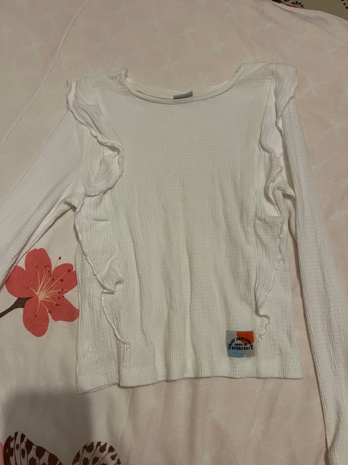 Kız Çocuk Beyaz Keten Fırfırlı Bluz - Görsel 2