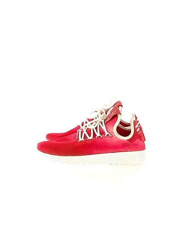 Adidas Spor Ayakkabı %70 İndirimli.