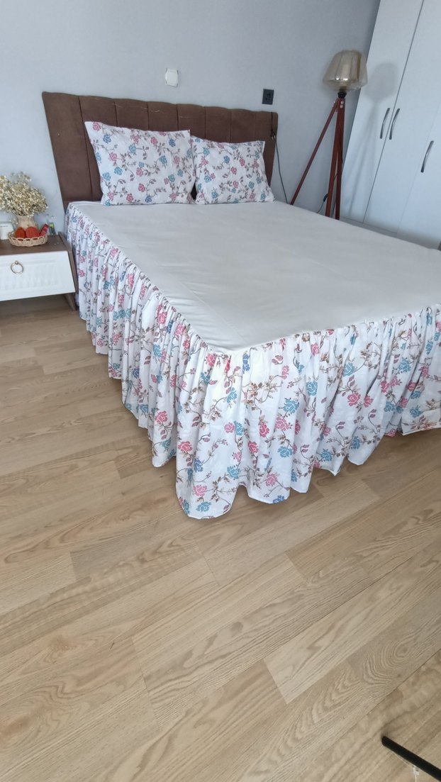 Çiçek Desenli. Firlirli lastikli çarşaf takımı.... - Görsel 4