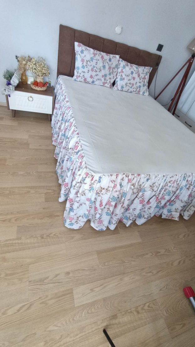 Çiçek Desenli. Firlirli lastikli çarşaf takımı.... - Görsel 2