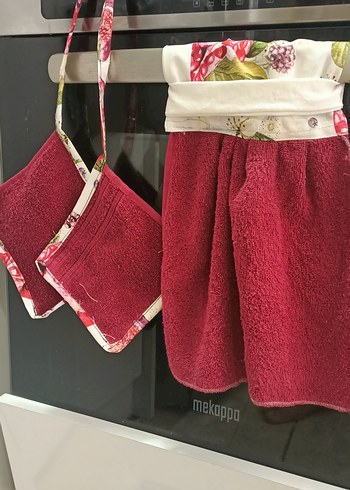English Home Nar Desenli Renkli Mutfak Önlüğü