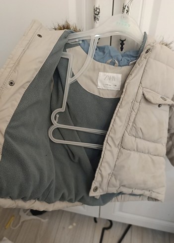 Erkek Çocuk Gri Kürklü Mont - Görsel 6