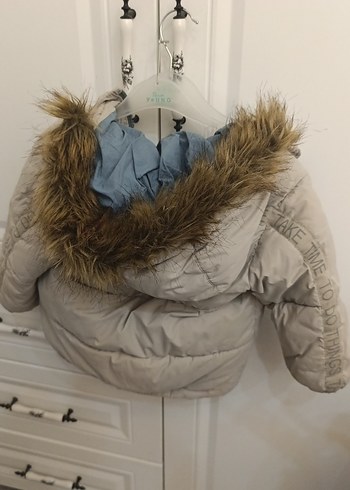 Erkek Çocuk Gri Kürklü Mont - Görsel 4