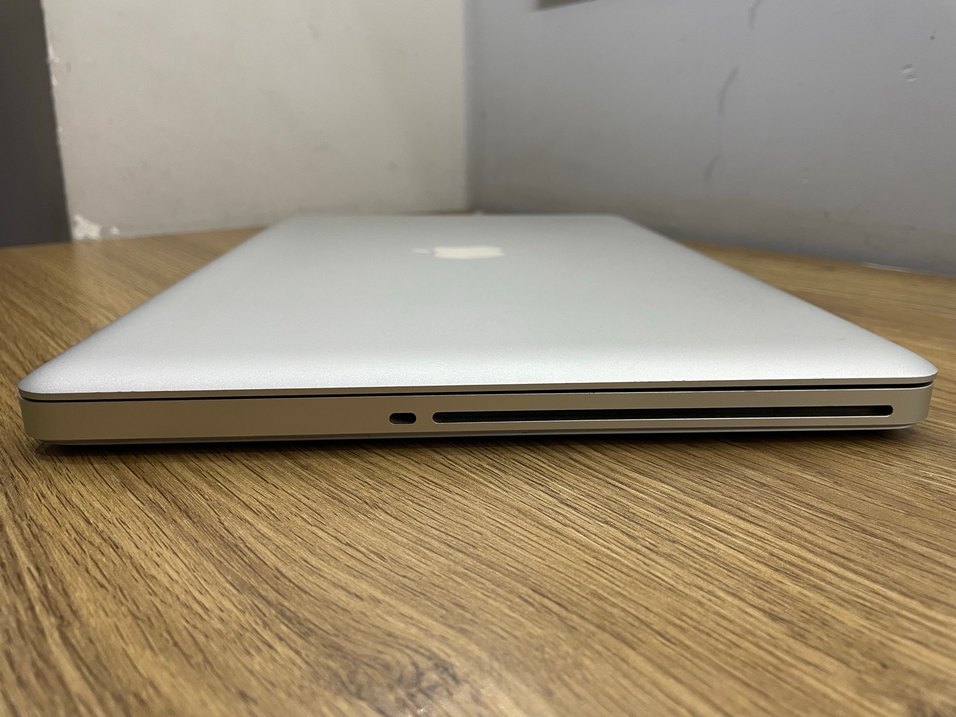Macbook Pro i7 - Görsel 4