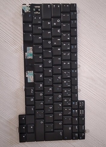 HP NX9010 LAPTOP KLAVYE 