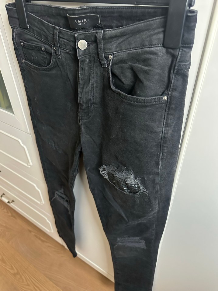 Amiri Siyah Rahat Kesim Yırtık erkek Kot Pantolon - Görsel 3