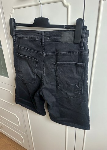 Pull and bearKemerli Siyah Erkek Denim Mini Şort - Görsel 8