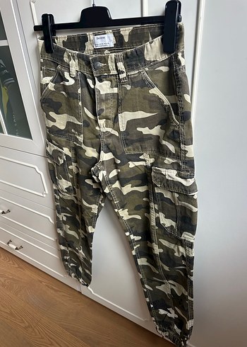 Erkek  Kamuflaj Desenli Kemerli Pantolon - Görsel 4