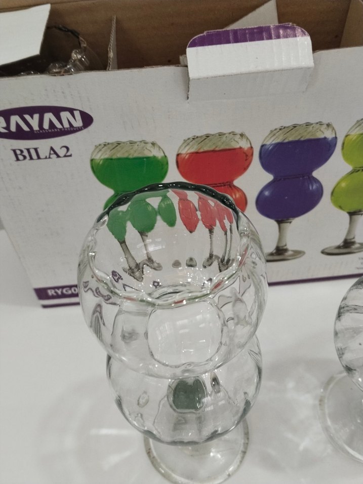 Renkli 4'lü Ayaklı kokteyl bardağı - Görsel 2