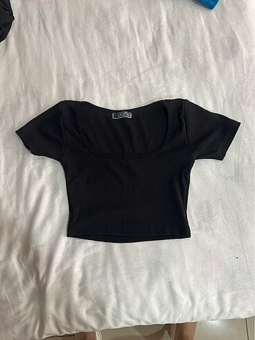 Siyah crop
