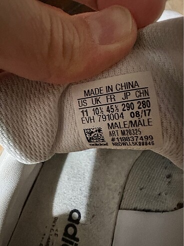 45 Beden Adidas erkek spor ayakkabı