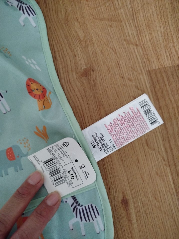 Pastel Desenli Bebek Önlüğü - Görsel 2