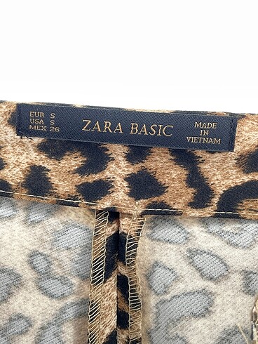s Beden çeşitli Renk Zara Düz Kesim %70 İndirimli.