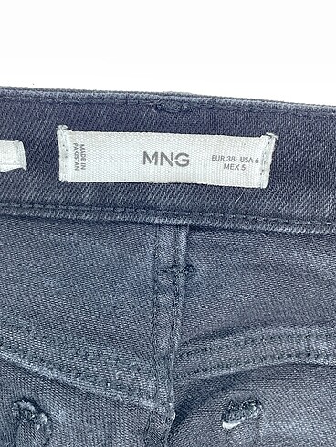 38 Beden siyah Renk Mango Jean / Kot %70 İndirimli.