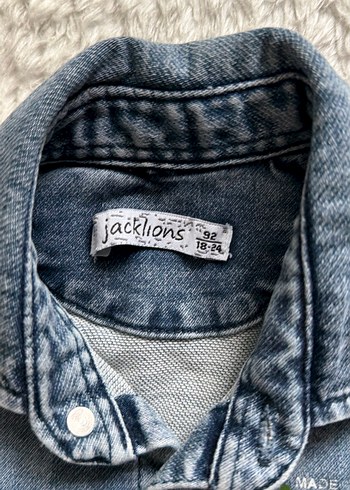 Düğmeli Gri Denim Erkek Çocuk Gömlek - Görsel 2