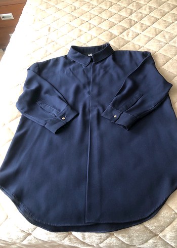 Lacivert V Yakalı Kadın Gömlek - Görsel 6