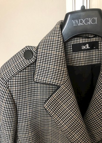 Yeni etiketli  Gri Ekose Midi Kadın Ceket - Görsel 2