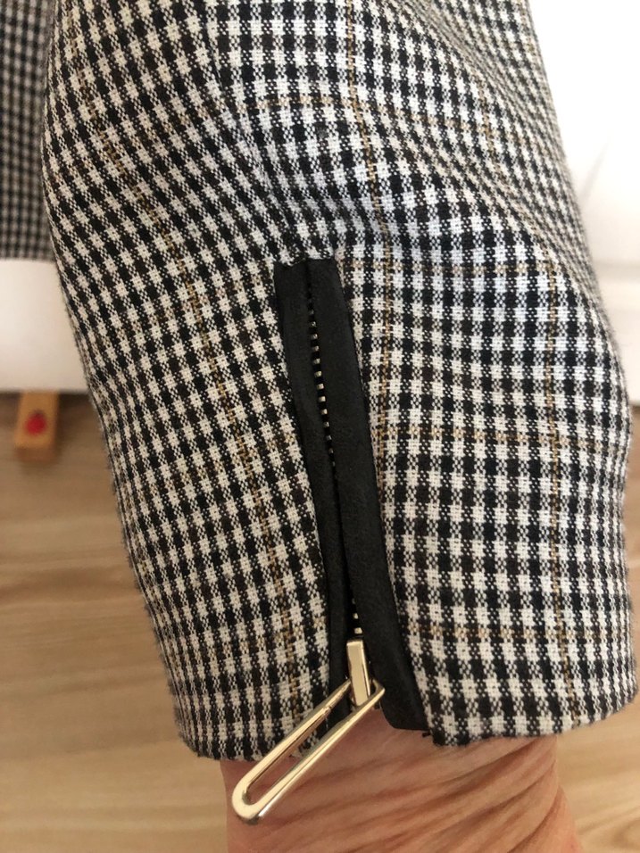 Yeni etiketli  Gri Ekose Midi Kadın Ceket - Görsel 4