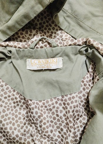 Kız Çocuk Haki Renkli Nakışlı Düğmeli Mont - Görsel 3