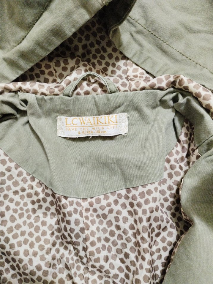 Kız Çocuk Haki Renkli Nakışlı Düğmeli Mont - Görsel 3