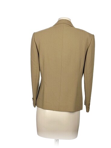 40 Beden Ekol Blazer %70 İndirimli.
